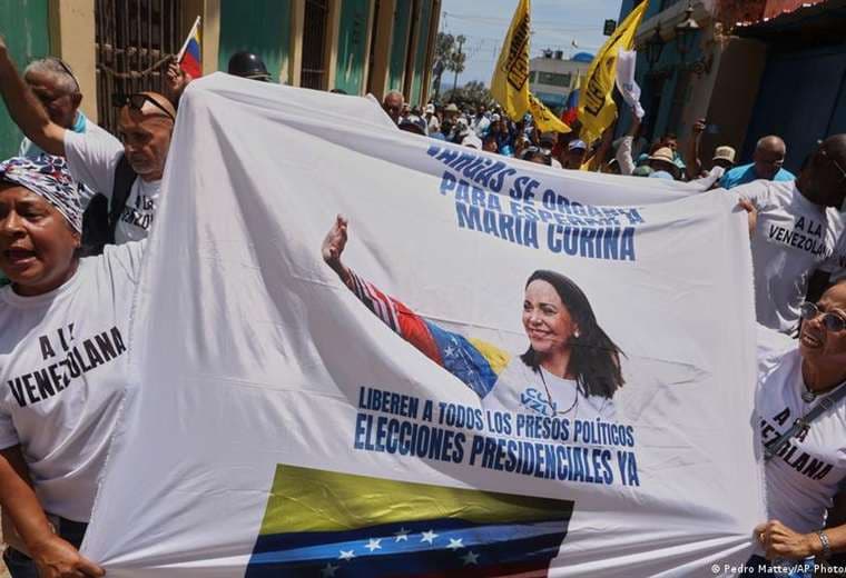 Venezuela: exigen regreso seguro de María Corina Machado