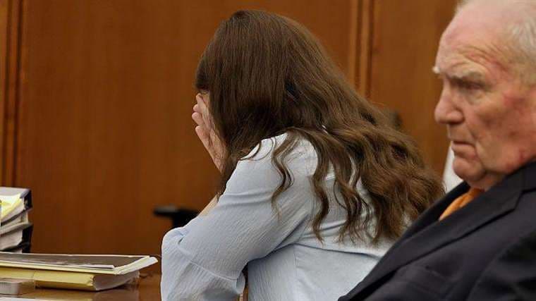 Declaran nulo el juicio contra madre acusada de matar a sus tres hijos en EE. UU.