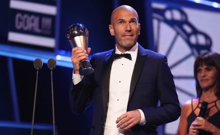 Zinedine Zidane recibió el premio The Best a mejor técnico del año |FIFA.com
