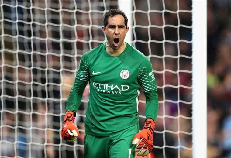 Claudio Bravo, portero chileno del Manchester City.