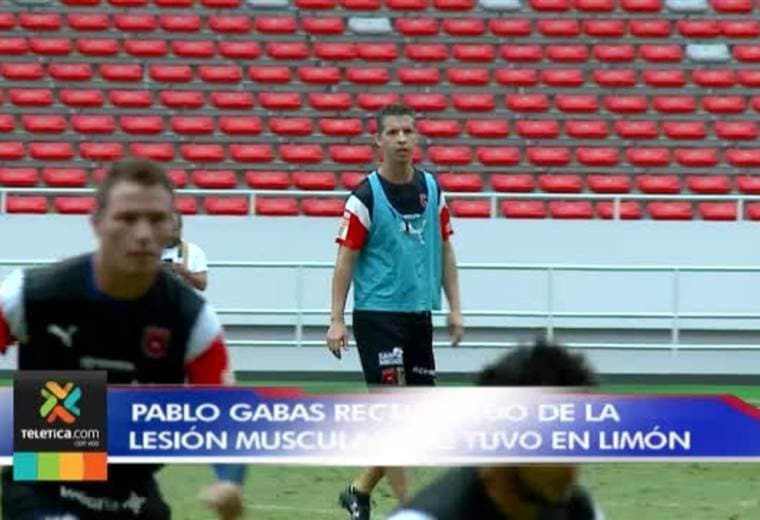 Pablo Gabas pasó del protagonismo a ver los partidos de Alajuelense desde las gradas