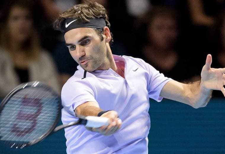 Roger Federer avanzó a los cuartos de final del Torneo de Basilea.|ATP World Tour