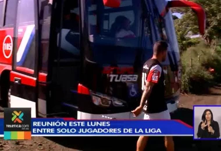 Jugadores de Alajuelense se reunieron para buscar soluciones ante la crisis deportiva