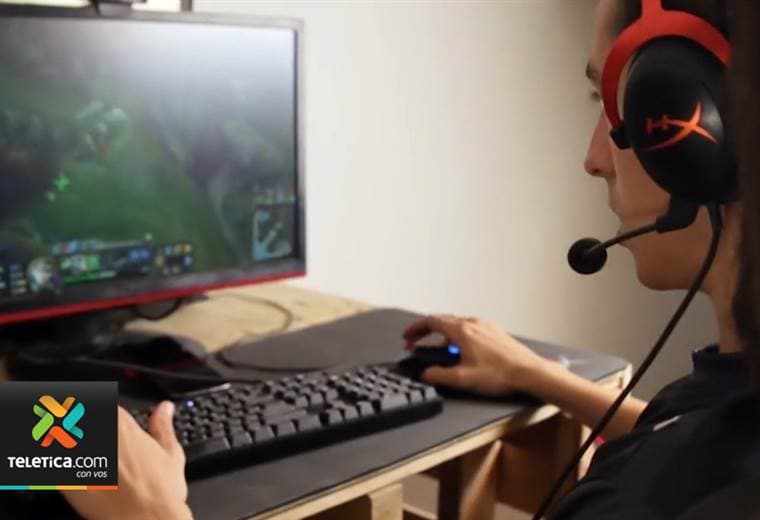 Jóvenes costarricenses ganan hasta ¢1.5 millones al mes jugando videojuegos
