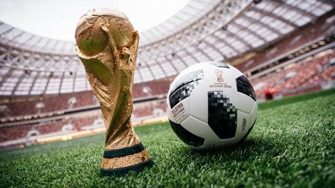 Telstar 18 el balón oficial de Rusia 2018. |FIFA.com