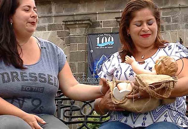 Vecinos de San Joaquín de Flores realizaron sus peticiones al niño