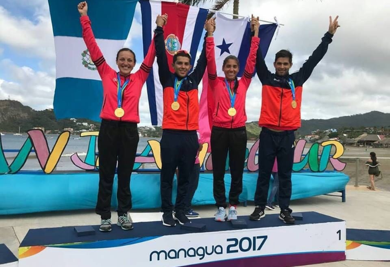 Costa Rica logró el oro en el relevo mixto de triatlón.|CON