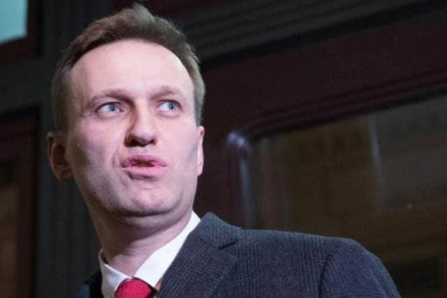 Madre de Aléxei Navalni denuncia presiones para enterrar "en secreto" a su hijo
