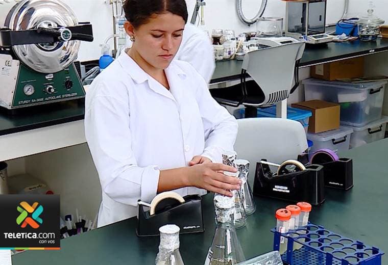Ministerio de Ciencia y Tecnología está en busca de 5 científicas ticas que representen al país