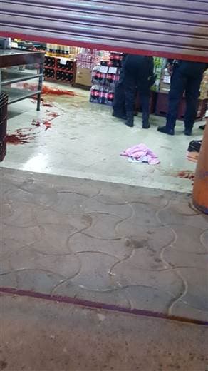 Las víctimas fueron trasladadas al centro médico en condición delicada.