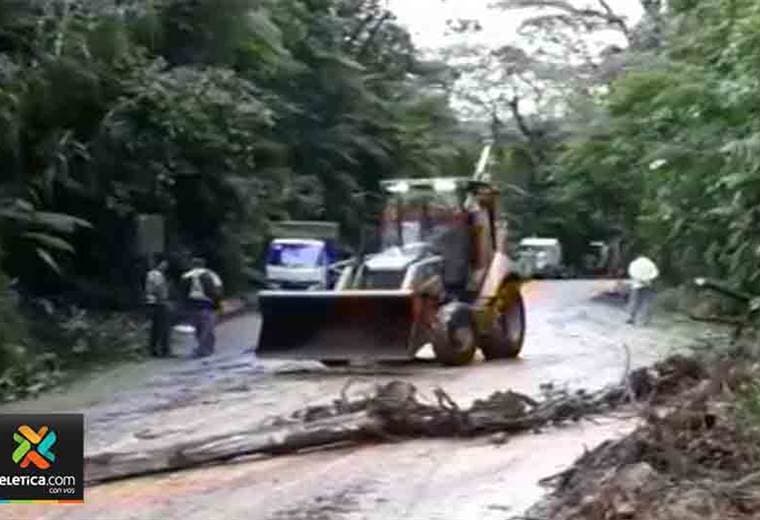 Ruta 32 fue cerrada de nuevo de forma preventiva para evitar accidentes por caída de material