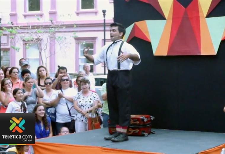 Fiesta internacional de cuenteros toma la ciudad de Alajuela
