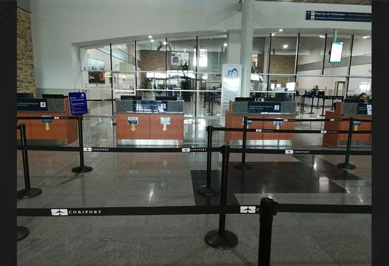 Puestos de Migración en el Aeropuerto Internacional Juan Santamaría