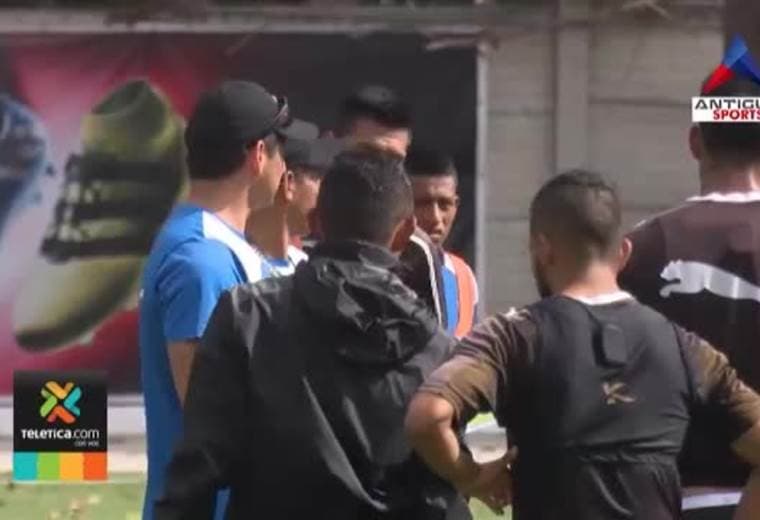 Fútbol guatemalteco se llena de ticos para la próxima temporada