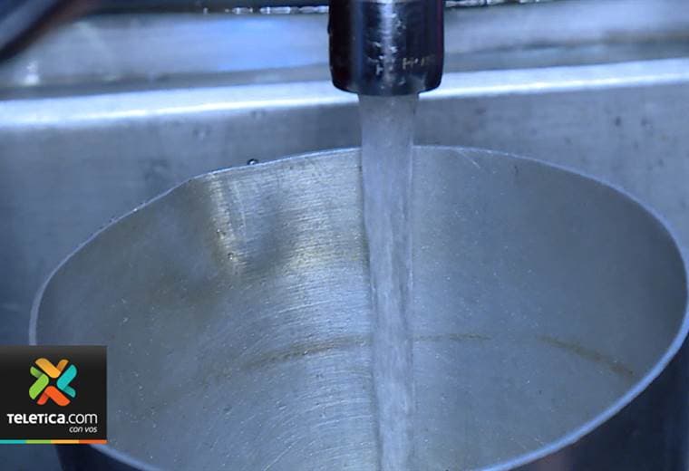 Instituciones presentan una política de agua potable para una mayor protección del recurso