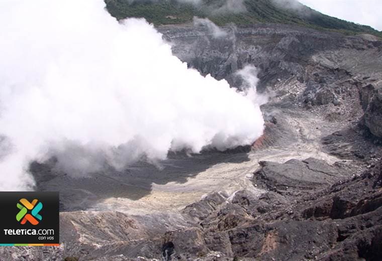 Volcán Poás emana 2.000 toneladas de dióxido de azufre a diario y evita que se abra al público