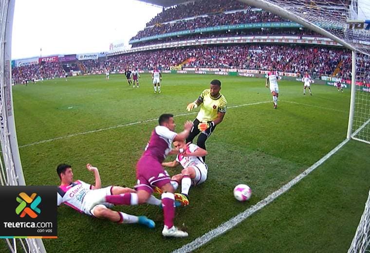 Fútbol Nacional: Saprissa vs Alajuelense