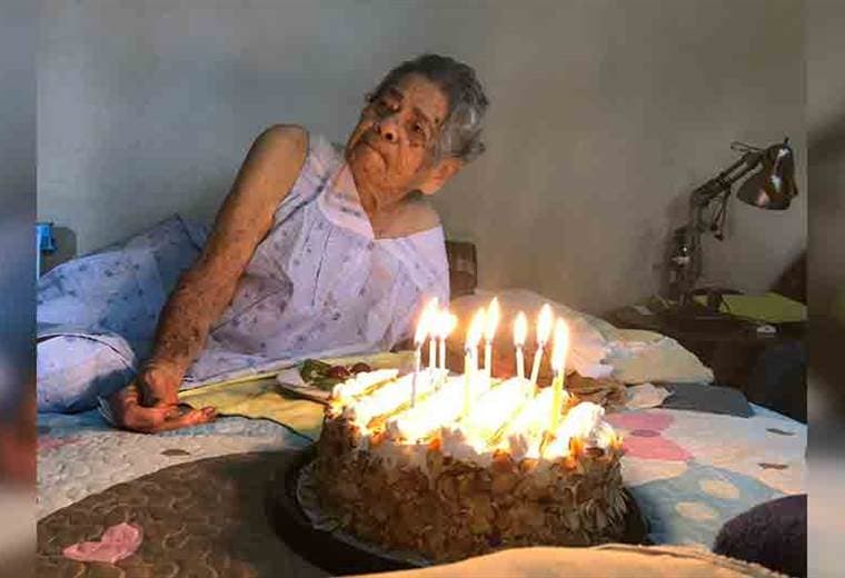 Gunacasteca y exeducadora cumplió 108 años