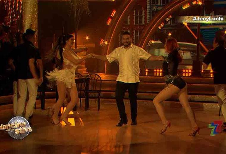 Jecsinior Jara bailó salsa en la octava gala de Dancing With The Stars