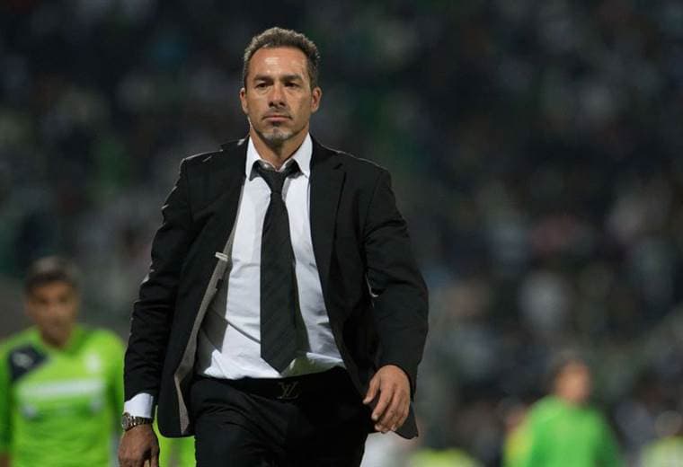 El técnico uruguayo Gustavo Matosas.