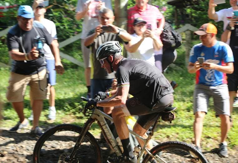 Lance Armstrong durante la primera etapa de la Ruta de los Conquistadores 2018.|César Blanco