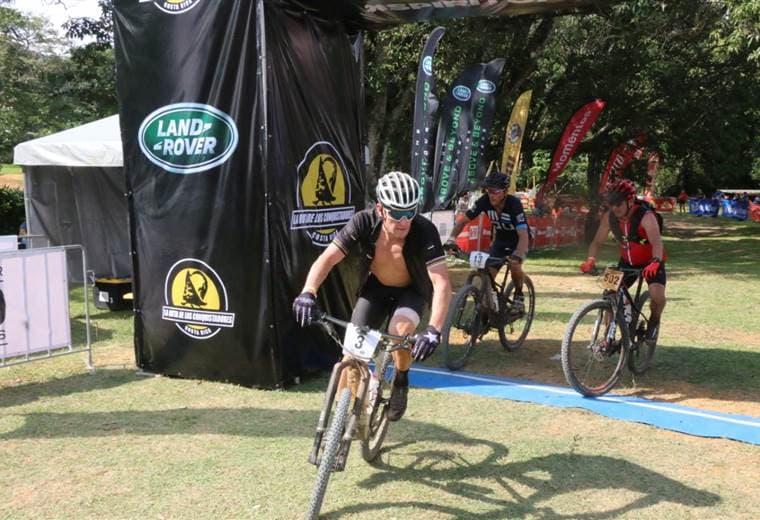 Lance Armstrong durante la primera etapa de la Ruta de los Conquistadores 2018.|César Blanco