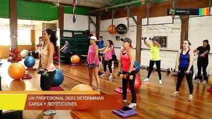 Beneficios de los ejercicios con pesas para el adulto mayor