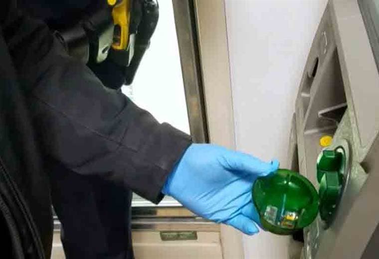 Delincuentes roban cajero automático en Hojancha