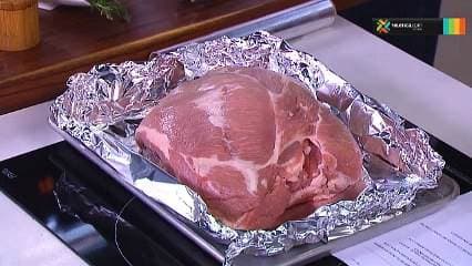 Secretos para cocinar la mejor pierna de cerdo en estas fechas