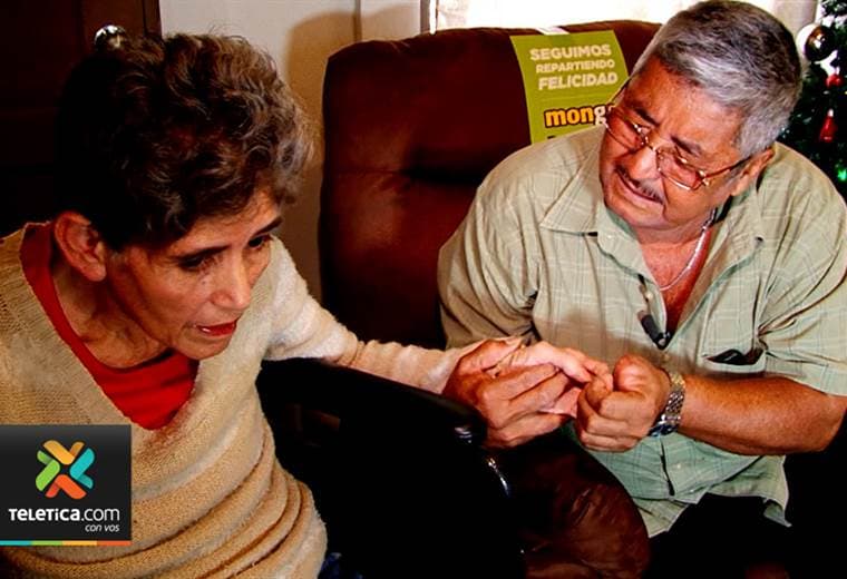 Sueños de Navidad mostró como don Jacinto cuida de su esposa quien padece de alzhéimer
