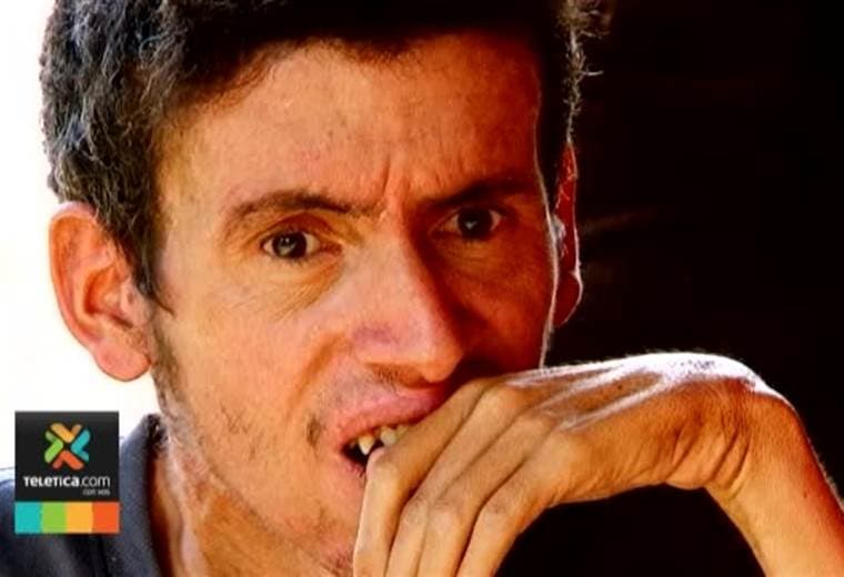 Gracias a su ayuda en Sueños de Navidad un adulto mayor, sus hijos y nietos tienen casa propia