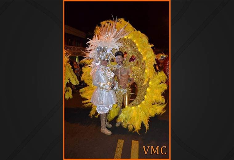 Comparsa Latin Sound logró tener sus trajes luego de perderlos en incendio