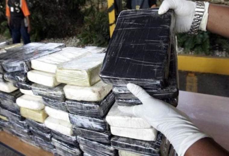 Tribunal deja libre a sospechosos de transportar 100 kilos de cocaína en Limón