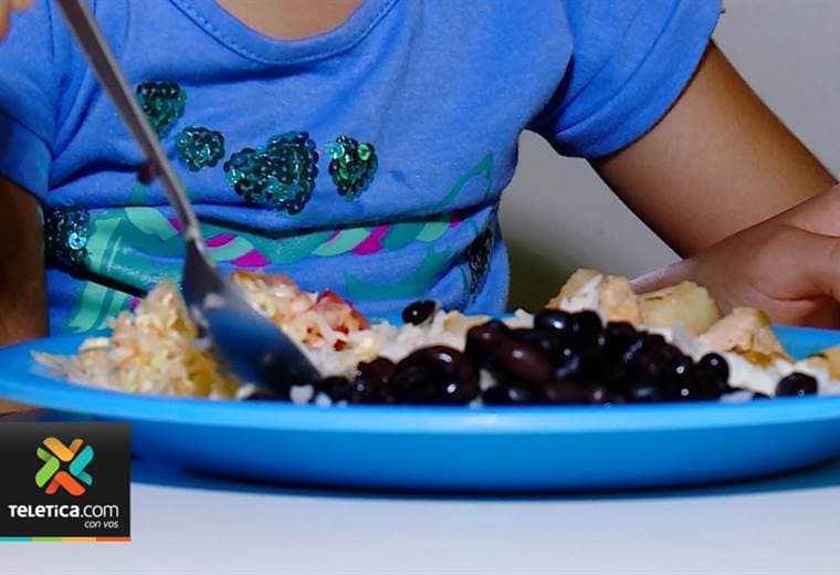 Nuevo menú en comedores de centros educativos busca mejorar la salud de estudiantes