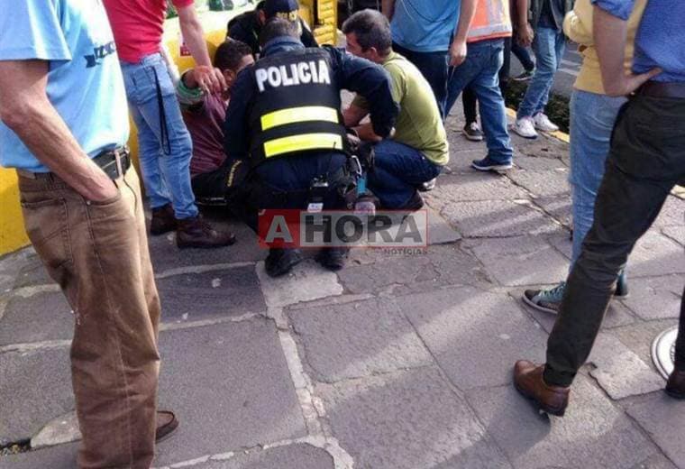 Policía detiene a miembros de La Ultra