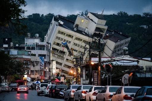 Seis muertos y más de 200 heridos en un terremoto en Taiwán