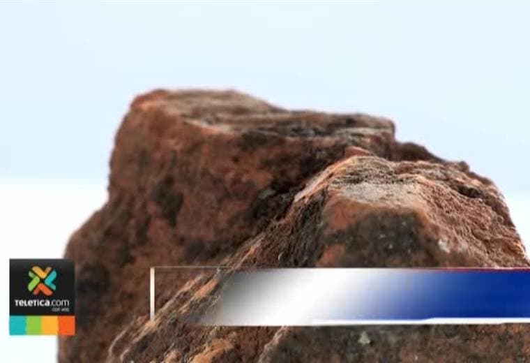 Incofer expone piedras que fueron lanzadas contra trenes como parte del Transitarte 2018