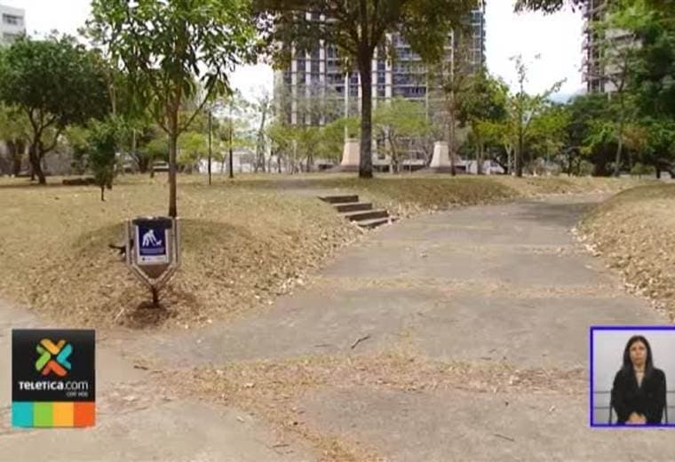 Parque de la Nunciatura en Sabana oeste está en mal estado