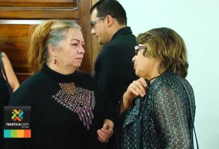 Familiares, amigos y excompañeros de trabajo recordaron grandes momentos junto a Miguel Salguero