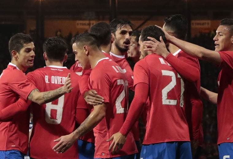 Seleccionados celebran la anotación ante Escocia.|Fedefútbol