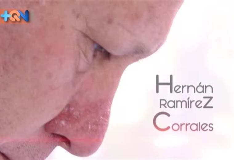 Su inspiración desde Niño fue el pintor renacentista Miguel Ángel. Con el paso de los años su admiración se fue reflejando en sus trazos y dibujos.