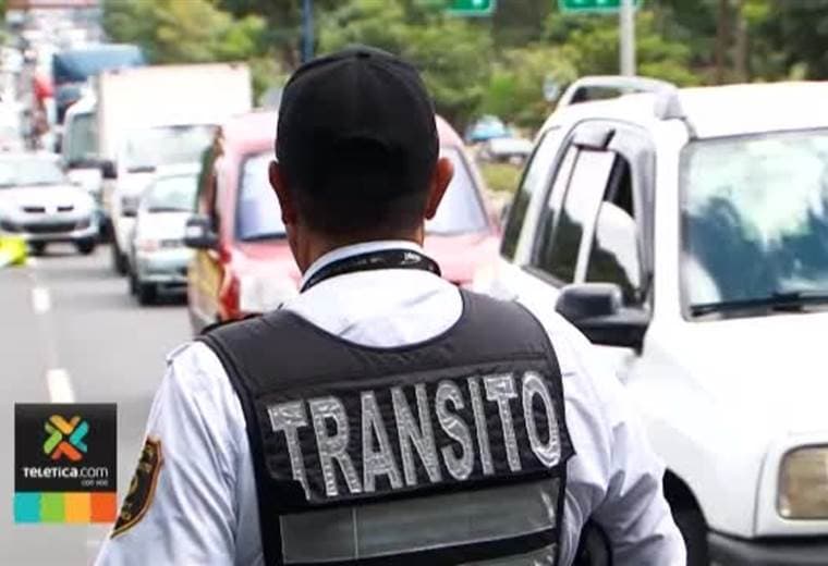 Despiden 12 oficiales de Tránsito por mordidas, incapacidades falsas o conducción temeraria