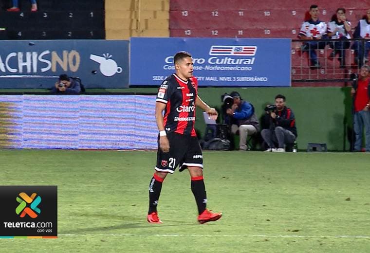 Alajuelense confirmó la sanción para Roger Rojas por parte del cuerpo técnico