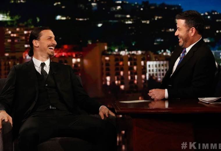 Zlatan Ibrahimovic fue el invitado de honor en el show de Jimmy Kimmel.