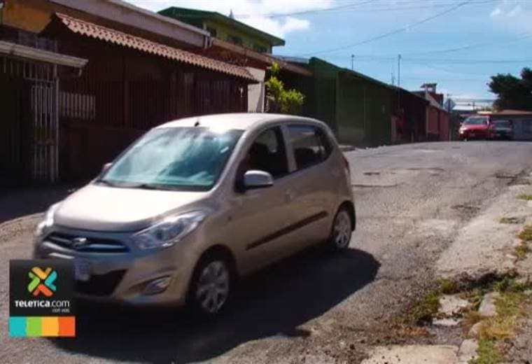 Calle del barrio Santo Cristo en Guadalupe está en pésimas condiciones