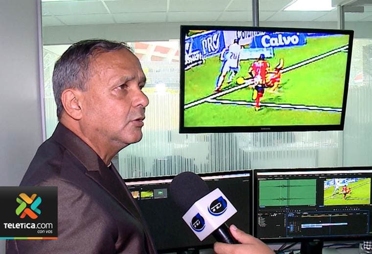 Analista arbitral Ramón Luis Méndez analiza la jugada más polémica del primer duelo de la final