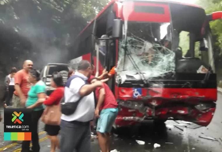 Casos de choque de buses registrados en el país
