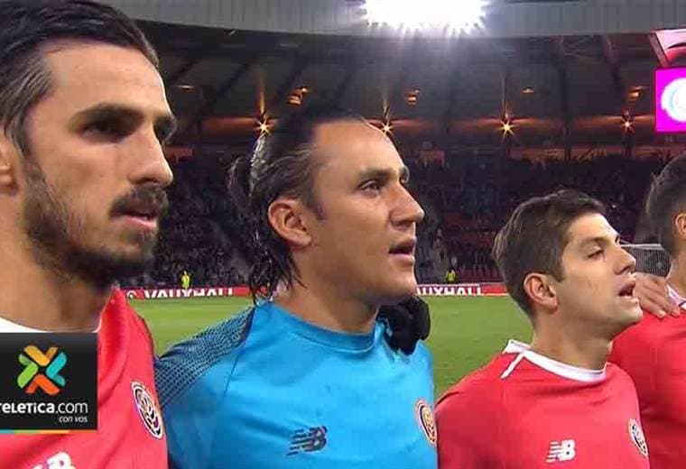 ¿Por qué la camiseta de Keylor Navas en La Sele no está a la venta?