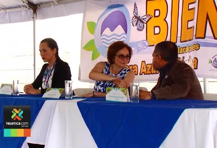Más de 400 empresas fueron premiadas por el programa Bandera Azul Ecológica 2017
