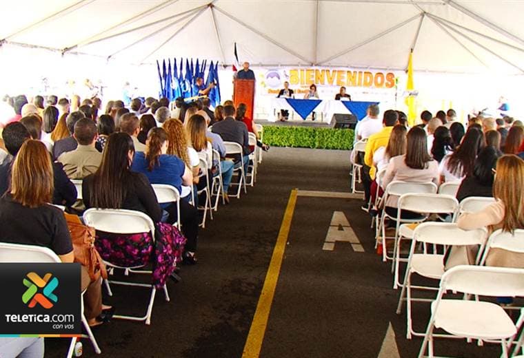 Más de 400 empresas fueron premiadas por el programa Bandera Azul Ecológica 2017